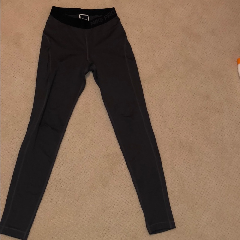 Nike Pro leggings